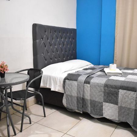 Aypa Hostal Trujillo Dış mekan fotoğraf