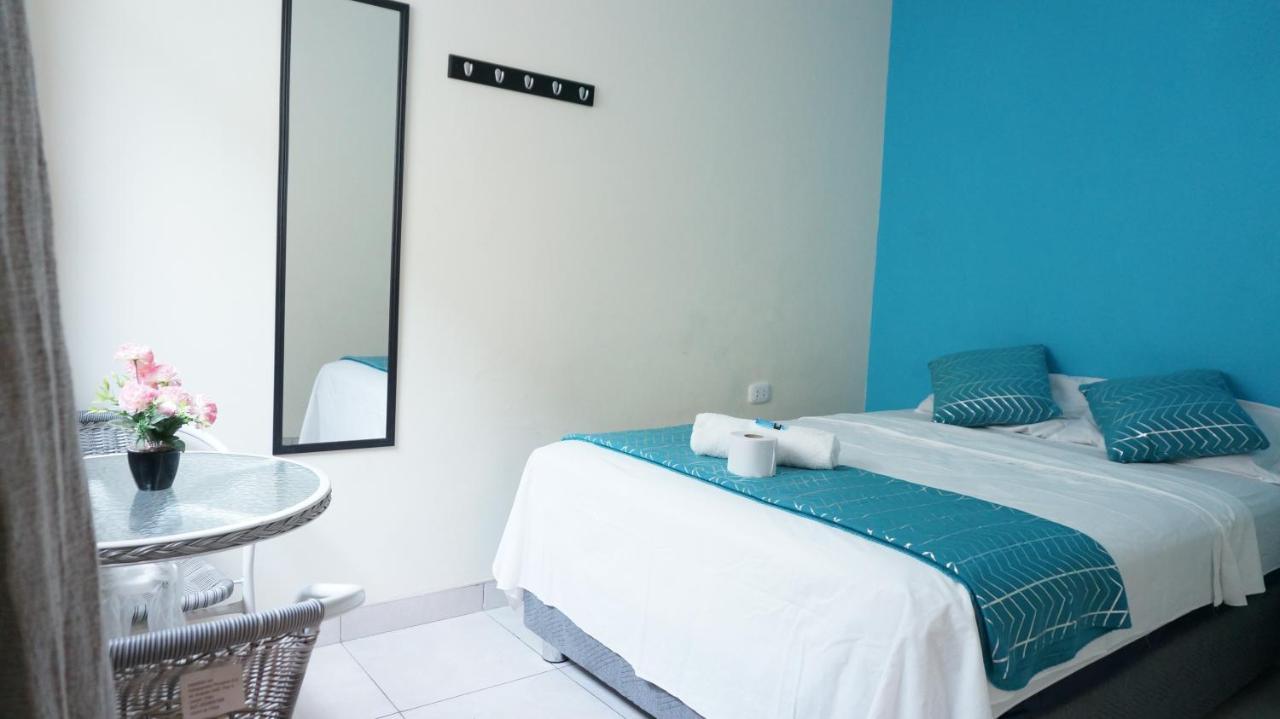 Aypa Hostal Trujillo Dış mekan fotoğraf