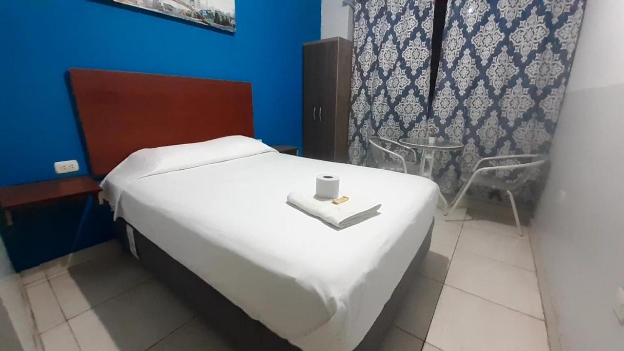 Aypa Hostal Trujillo Dış mekan fotoğraf