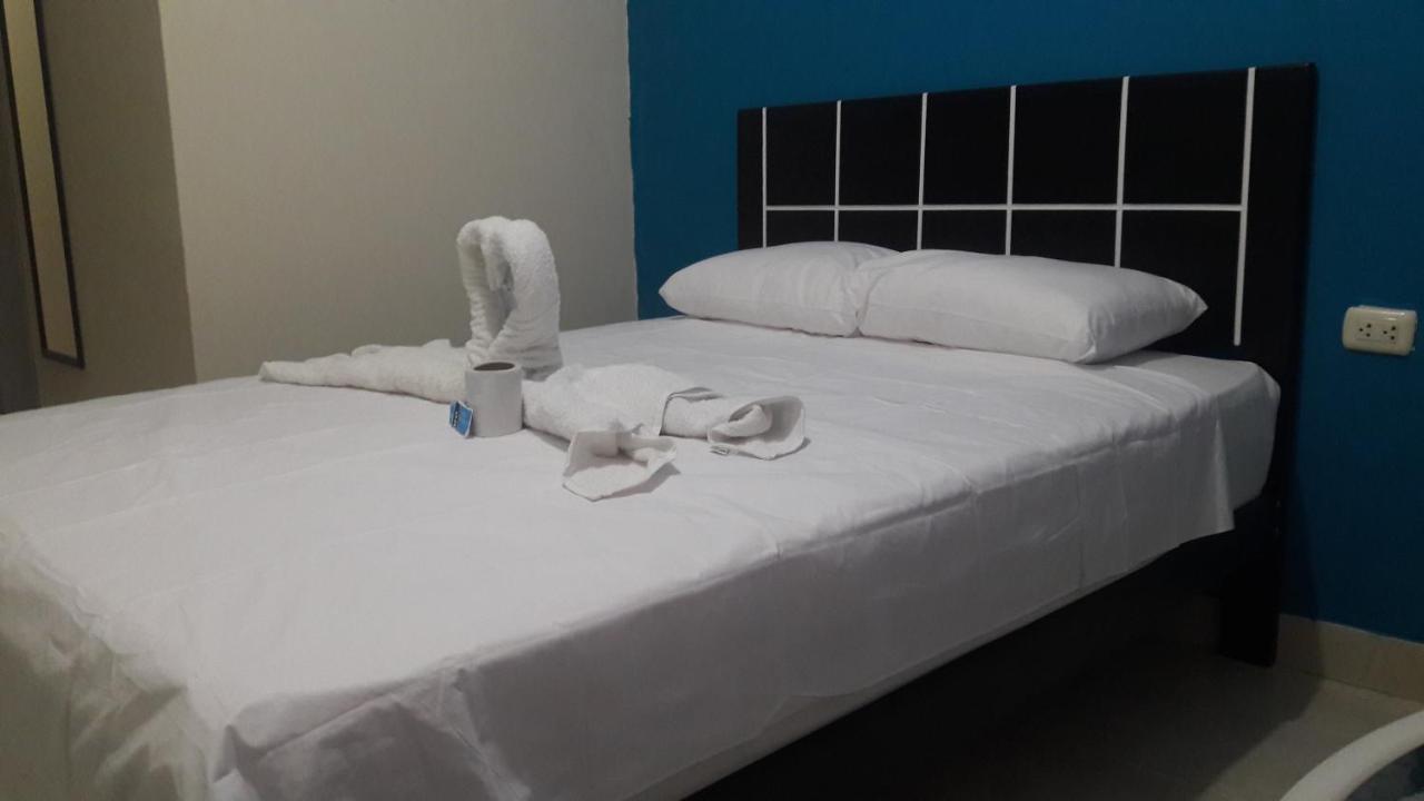 Aypa Hostal Trujillo Dış mekan fotoğraf